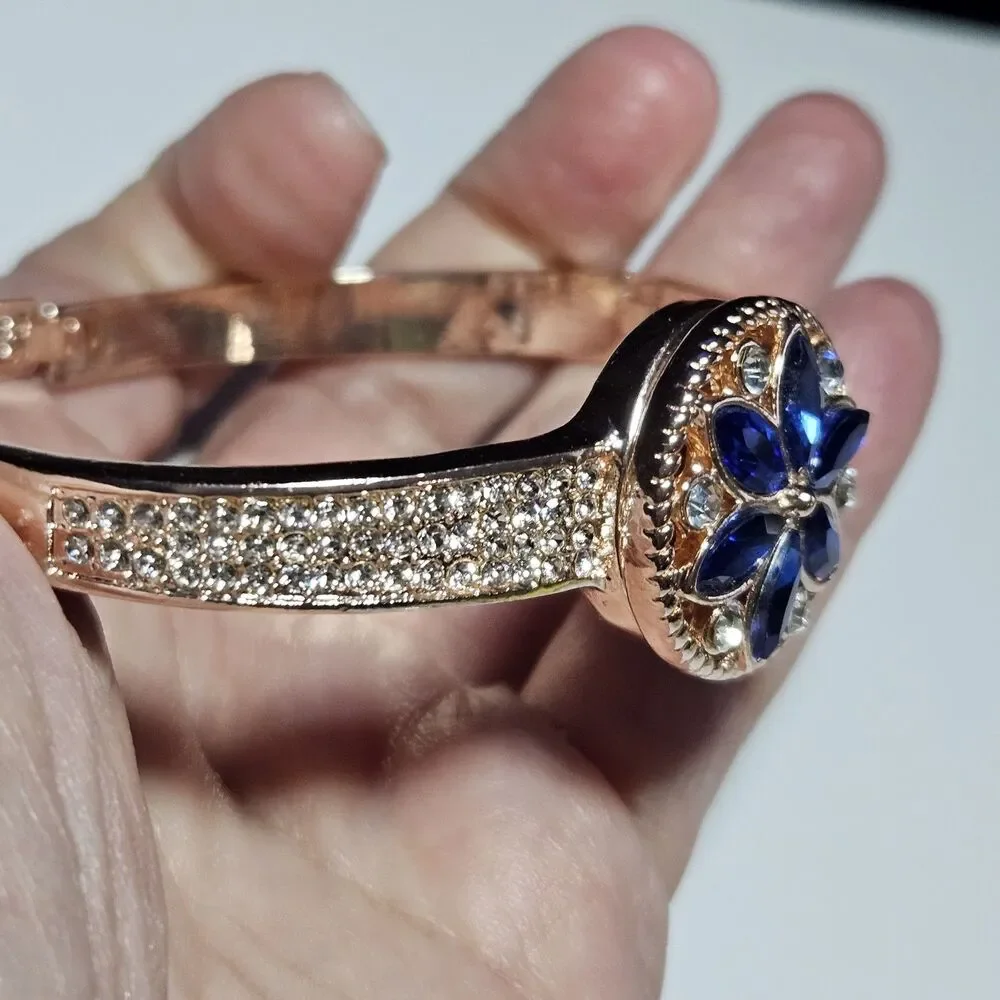 Rose Gold Snap Bracelet Blue And Clear Rhinestone Flower Approx 7